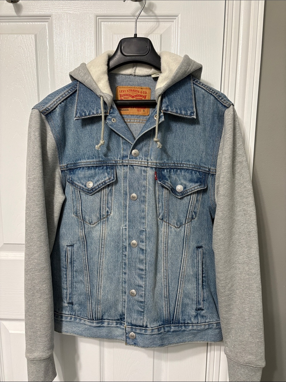 Levi's Light Blue Trucker Denim Jacket with Gray Hoodie Sleeves